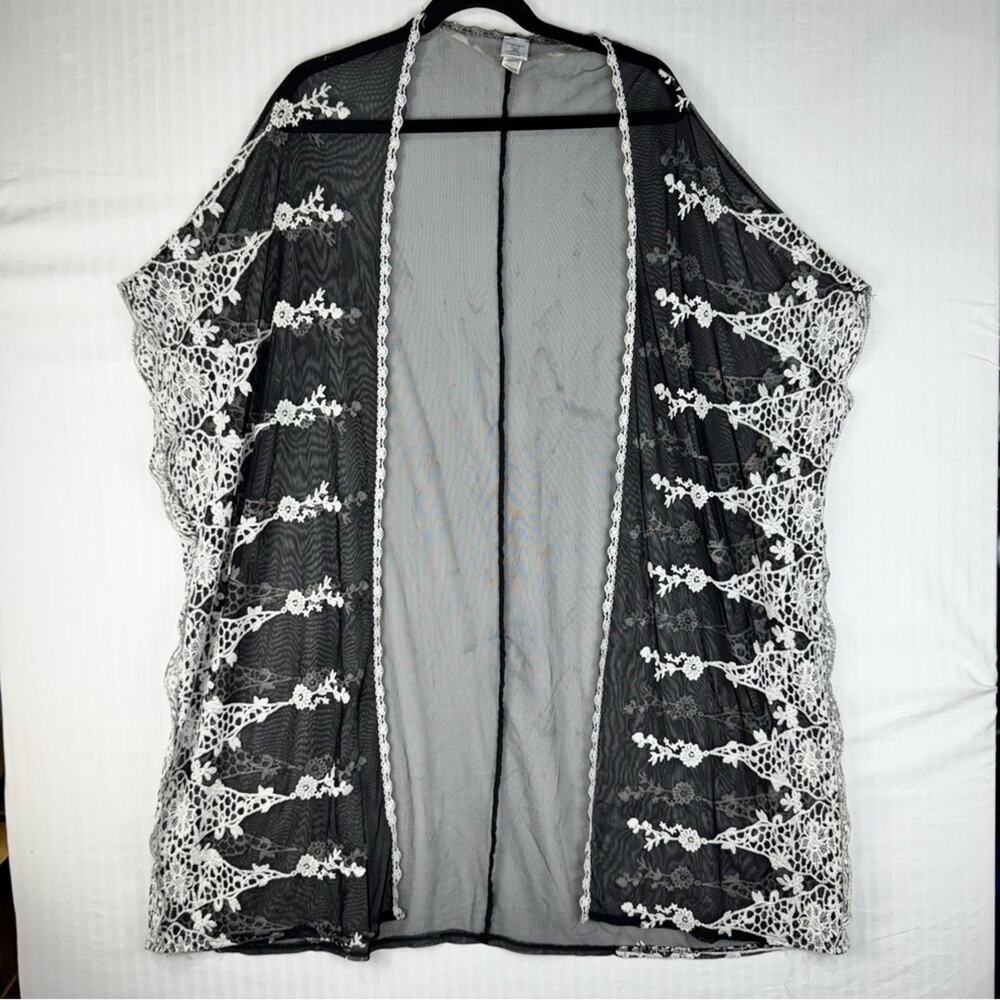 Time & Tru Black Sheer Kimono Duster White Floral Lace Trim Women Size Large/XL